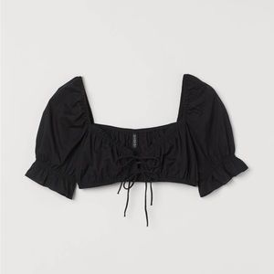 NWT H&M Puff-Sleeved Crop Top